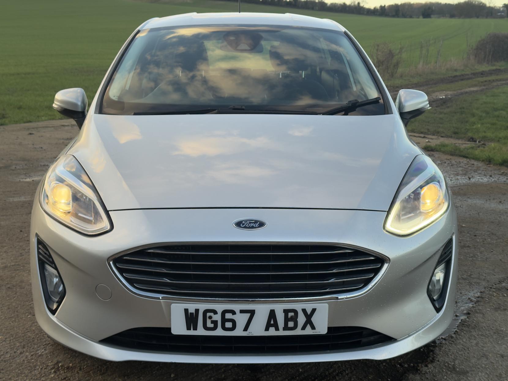 Ford Fiesta 1.0T EcoBoost Zetec Hatchback 5dr Petrol Manual Euro 6 (s/s) (100 ps)