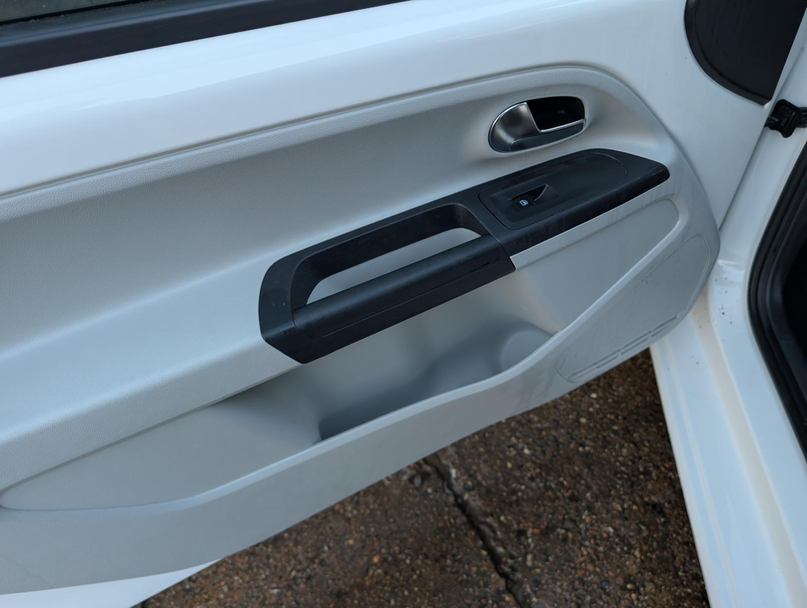 SEAT Mii 1.0 12v Toca Hatchback 3dr Petrol Manual Euro 5 (60 ps)