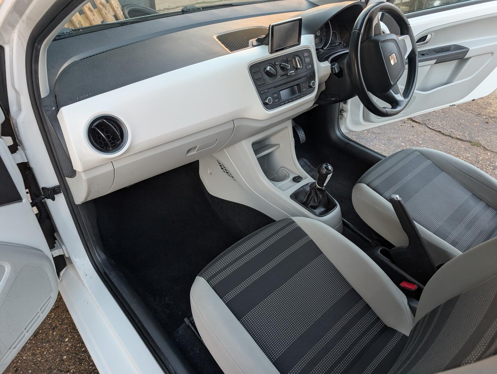 SEAT Mii 1.0 12v Toca Hatchback 3dr Petrol Manual Euro 5 (60 ps)