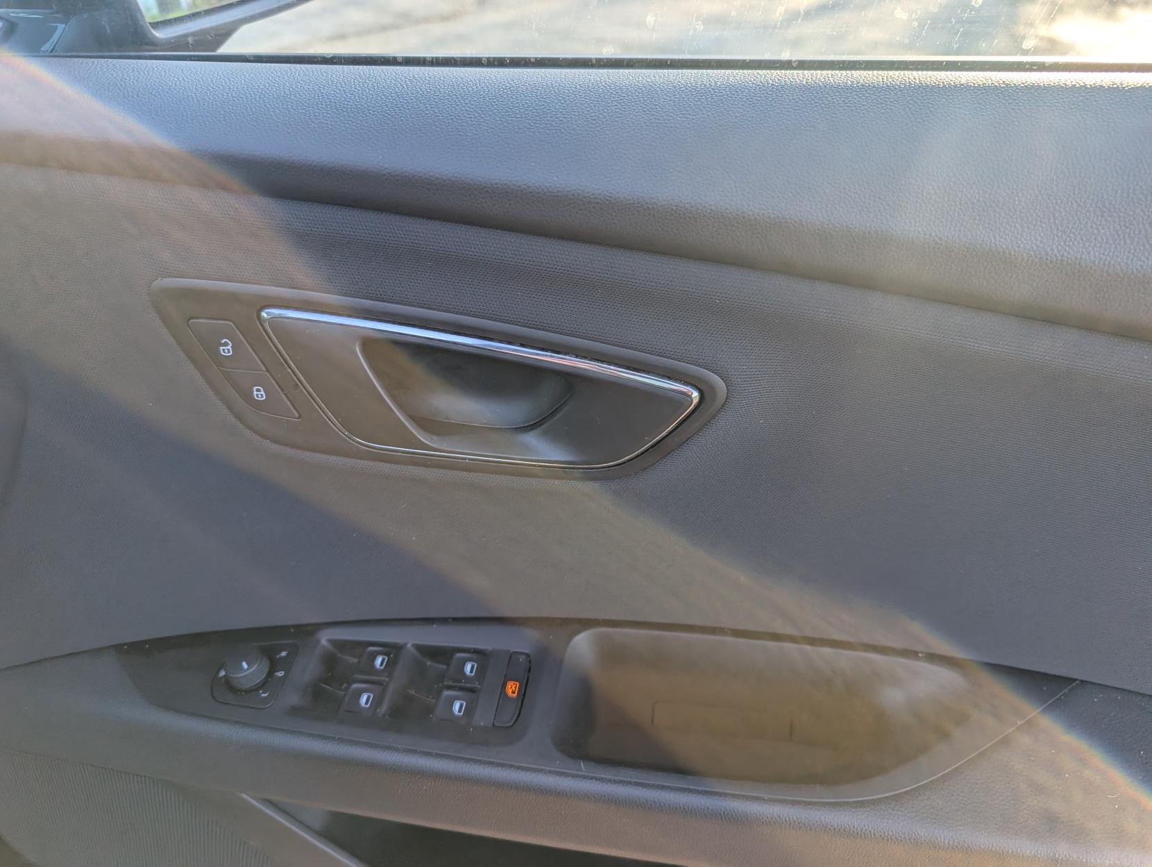 SEAT Leon 1.2 TSI SE Hatchback 5dr Petrol DSG Euro 6 (s/s) (110 ps)