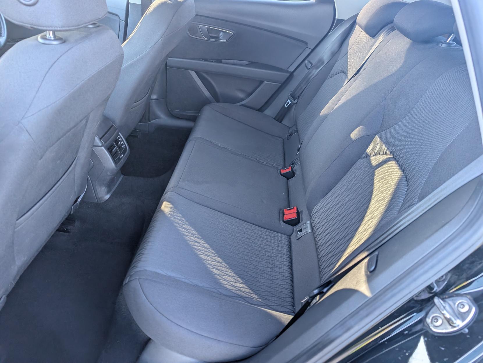 SEAT Leon 1.2 TSI SE Hatchback 5dr Petrol DSG Euro 6 (s/s) (110 ps)