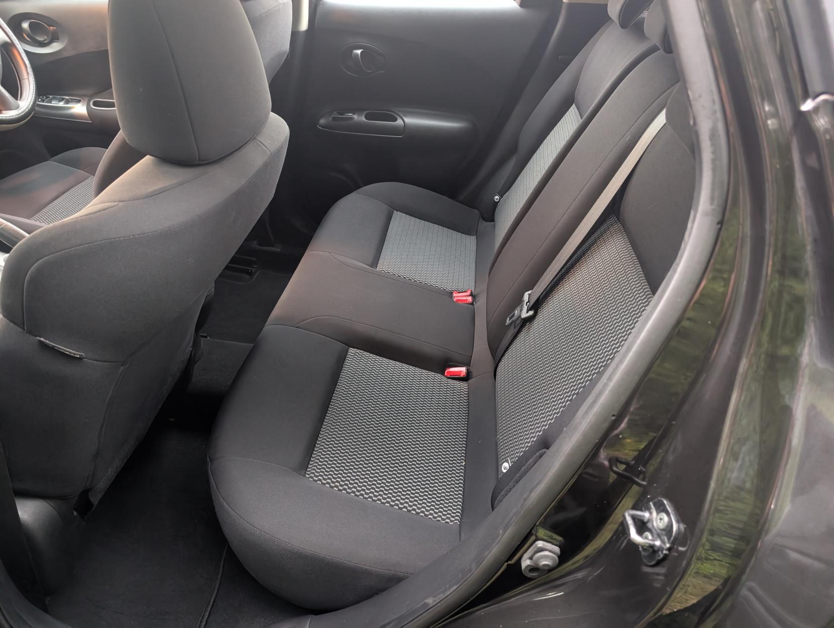 Nissan Juke 1.6 Visia SUV 5dr Petrol Manual Euro 6 (94 ps)