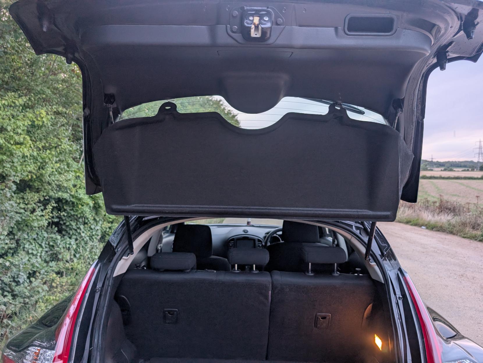 Nissan Juke 1.6 Visia SUV 5dr Petrol Manual Euro 6 (94 ps)
