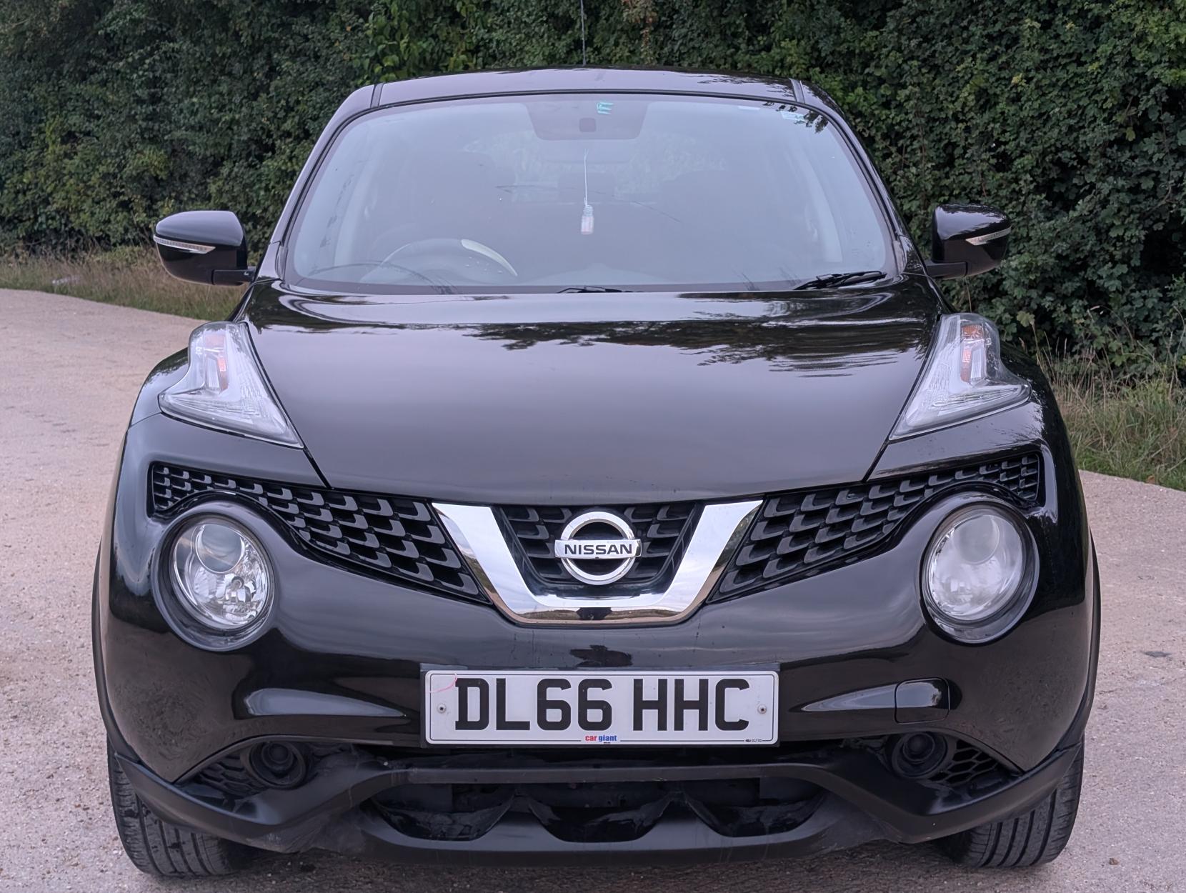 Nissan Juke 1.6 Visia SUV 5dr Petrol Manual Euro 6 (94 ps)