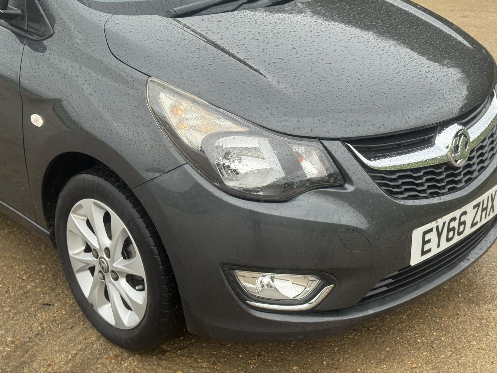 Vauxhall Viva 1.0i SL Hatchback 5dr Petrol Manual Euro 6 (75 ps)