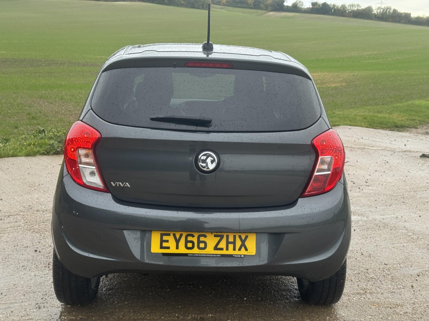 Vauxhall Viva 1.0i SL Hatchback 5dr Petrol Manual Euro 6 (75 ps)