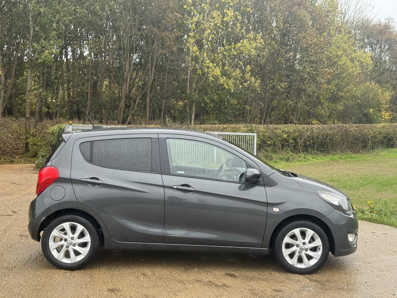 Vauxhall Viva 1.0i SL Hatchback 5dr Petrol Manual Euro 6 (75 ps)