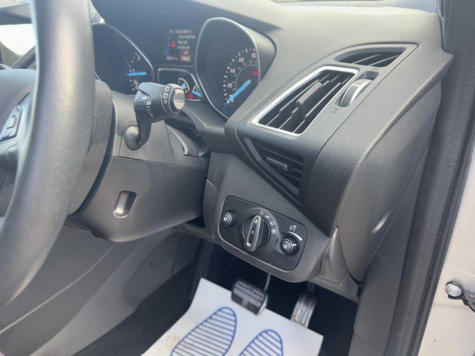 Ford Kuga 2.0 TDCi ST-Line X SUV 5dr Diesel Powershift AWD Euro 6 (s/s) (180 ps)