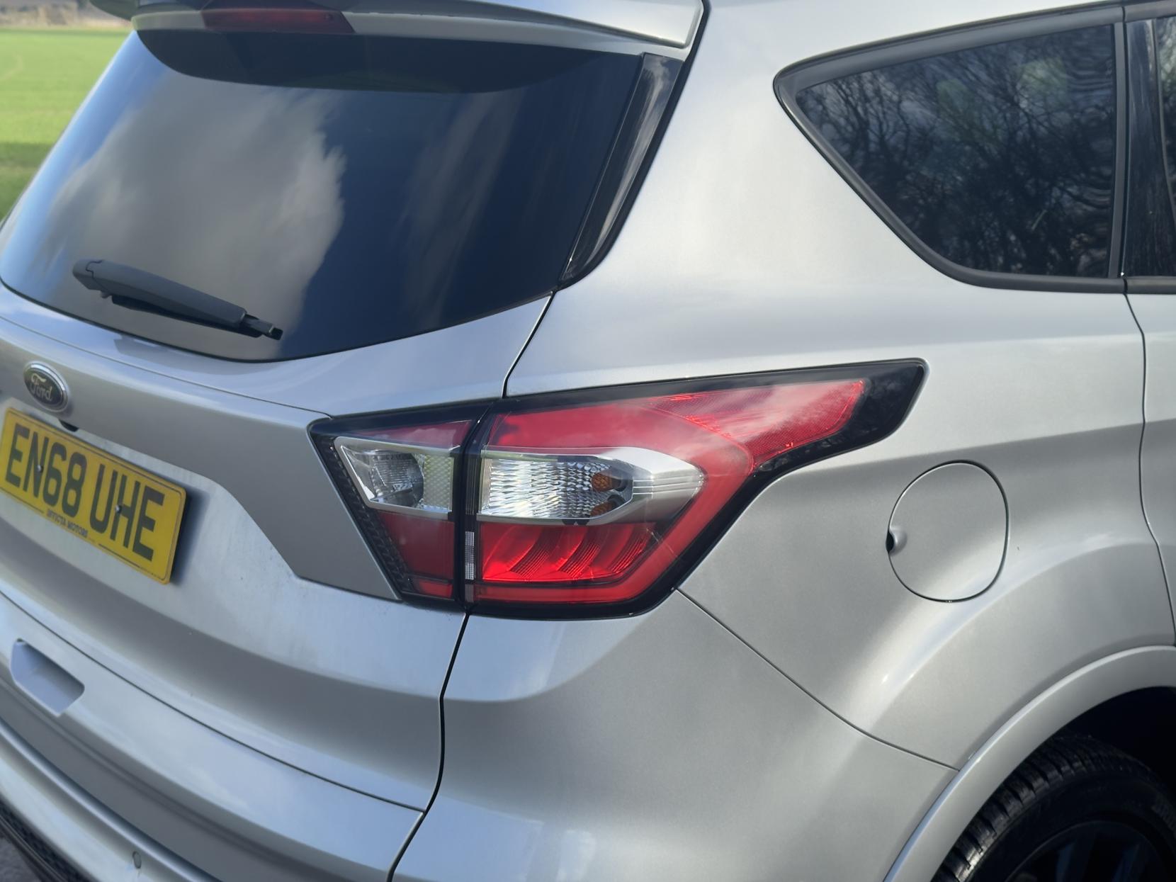 Ford Kuga 2.0 TDCi ST-Line X SUV 5dr Diesel Powershift AWD Euro 6 (s/s) (180 ps)