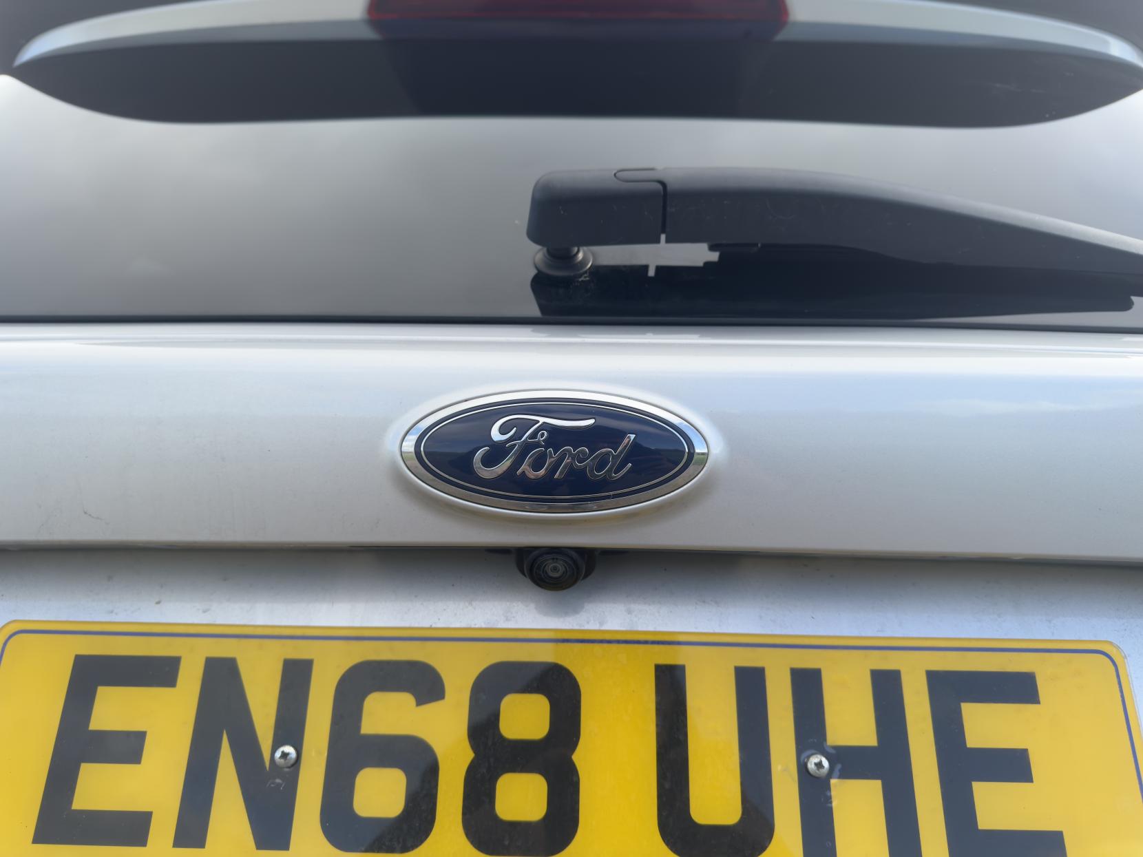 Ford Kuga 2.0 TDCi ST-Line X SUV 5dr Diesel Powershift AWD Euro 6 (s/s) (180 ps)