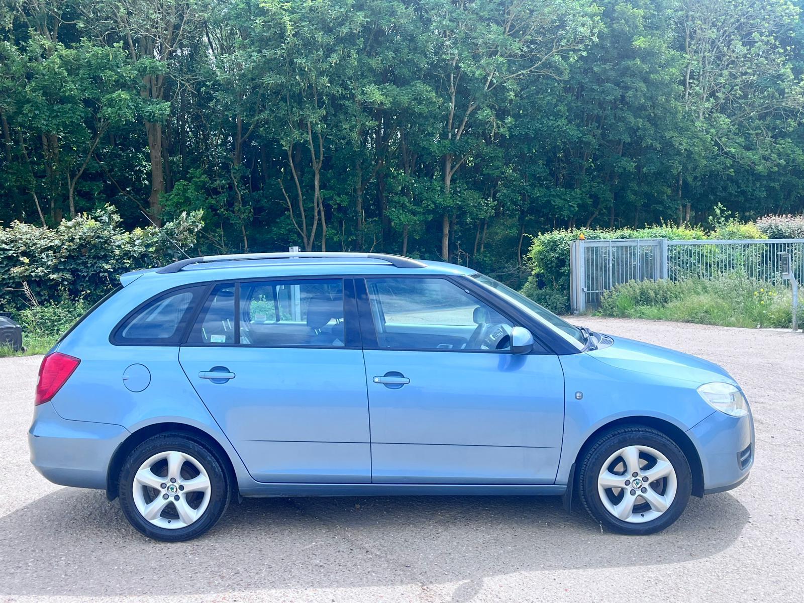 Skoda Fabia 1.6 16V 2 Estate 5dr Petrol Manual (165 g/km, 105 bhp)