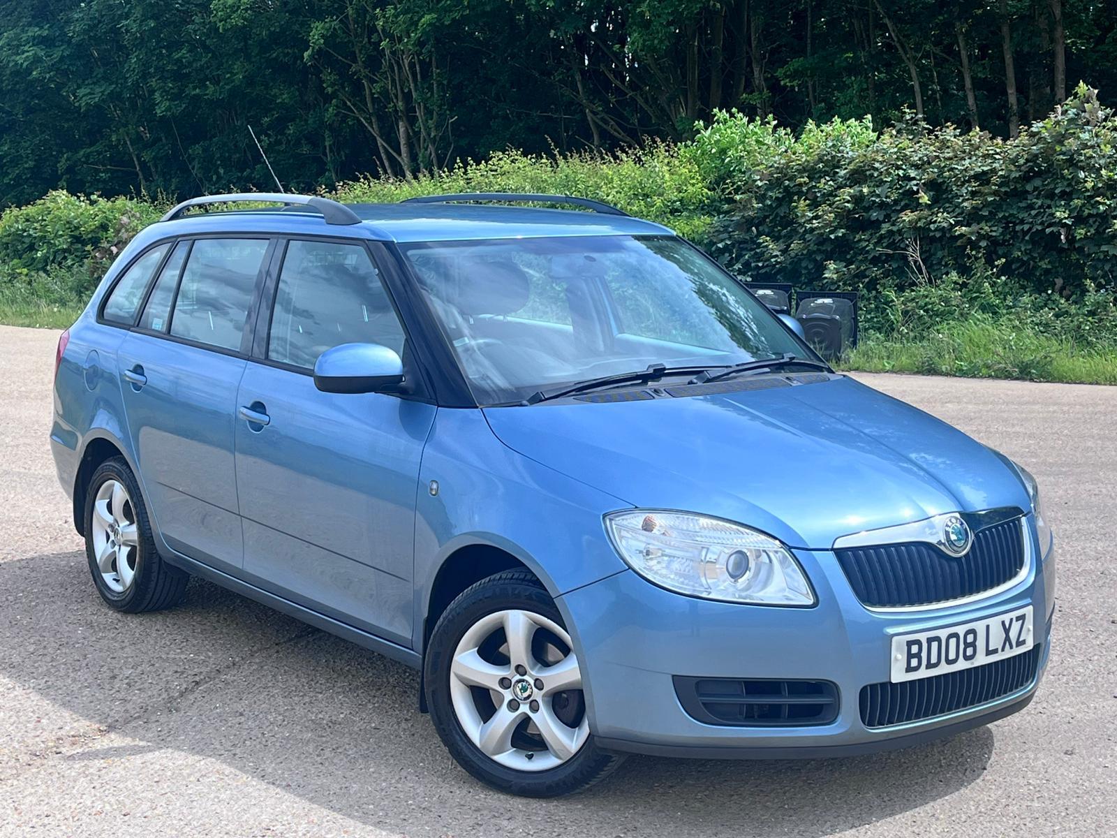 Skoda Fabia 1.6 16V 2 Estate 5dr Petrol Manual (165 g/km, 105 bhp)