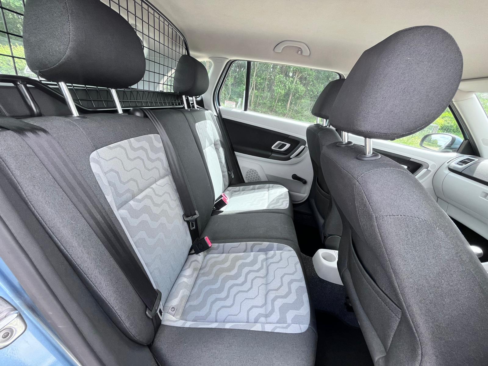 Skoda Fabia 1.6 16V 2 Estate 5dr Petrol Manual (165 g/km, 105 bhp)
