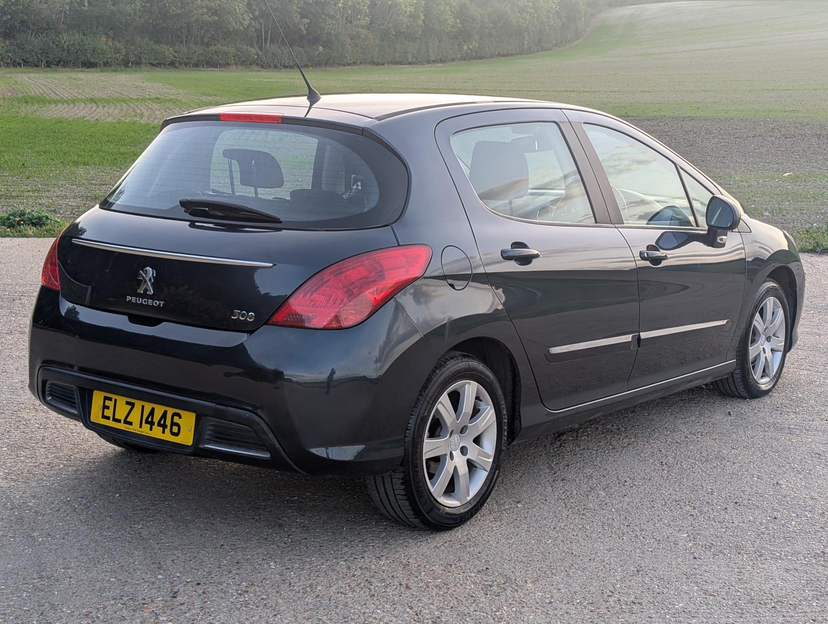 Peugeot 308 1.6 HDi Active Hatchback 5dr Diesel Manual Euro 5 (92 ps)