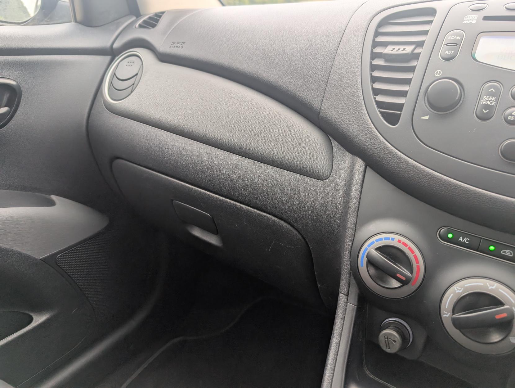 Hyundai i10 1.2 Active Hatchback 5dr Petrol Manual Euro 5 (85 bhp)