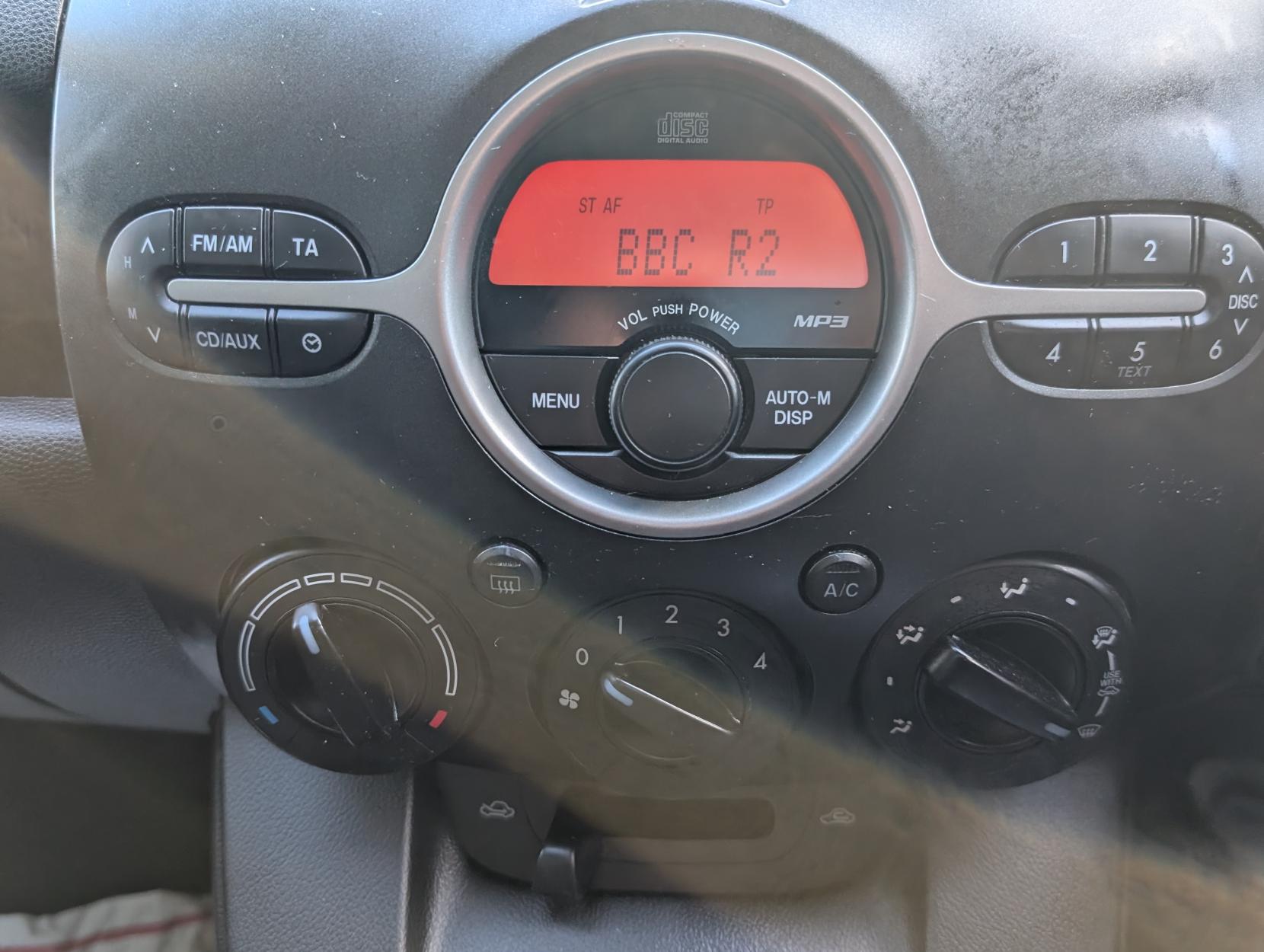 Mazda Mazda2 1.3 Tamura Hatchback 5dr Petrol Manual Euro 4 (86 ps)