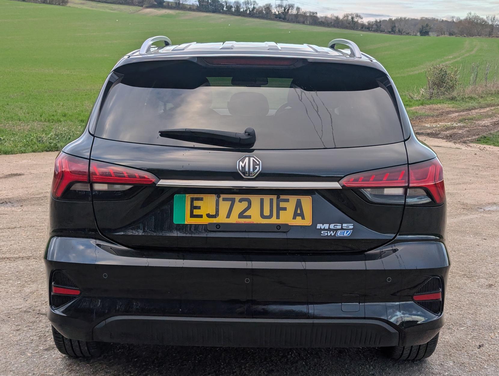 MG MG5 61.1kWh Trophy Long Range Estate 5dr Electric Auto (156 ps)