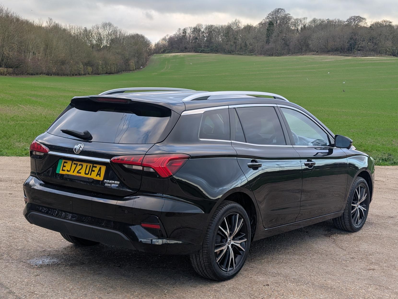 MG MG5 61.1kWh Trophy Long Range Estate 5dr Electric Auto (156 ps)