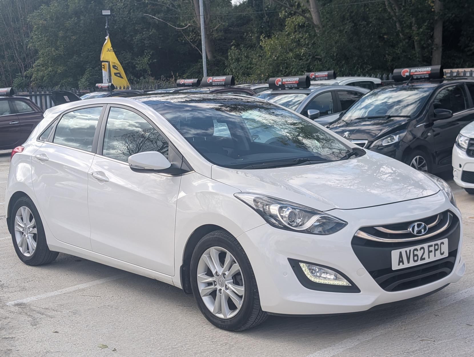 Hyundai i30 1.4 Style Hatchback 5dr Petrol Manual Euro 5 (100 ps)