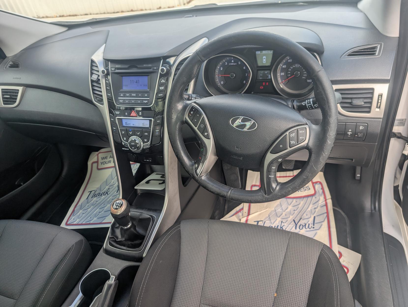 Hyundai i30 1.4 Style Hatchback 5dr Petrol Manual Euro 5 (100 ps)