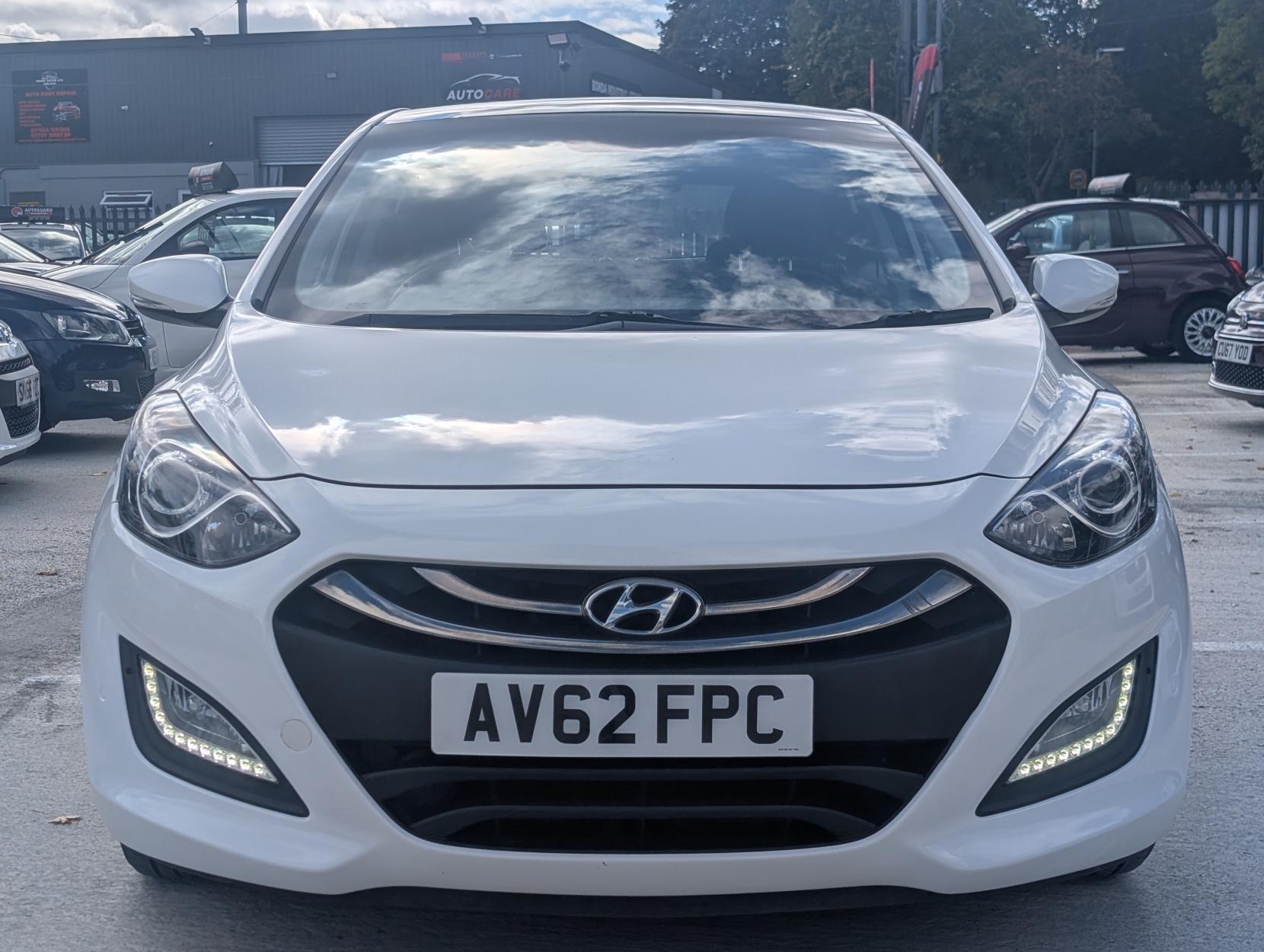 Hyundai i30 1.4 Style Hatchback 5dr Petrol Manual Euro 5 (100 ps)