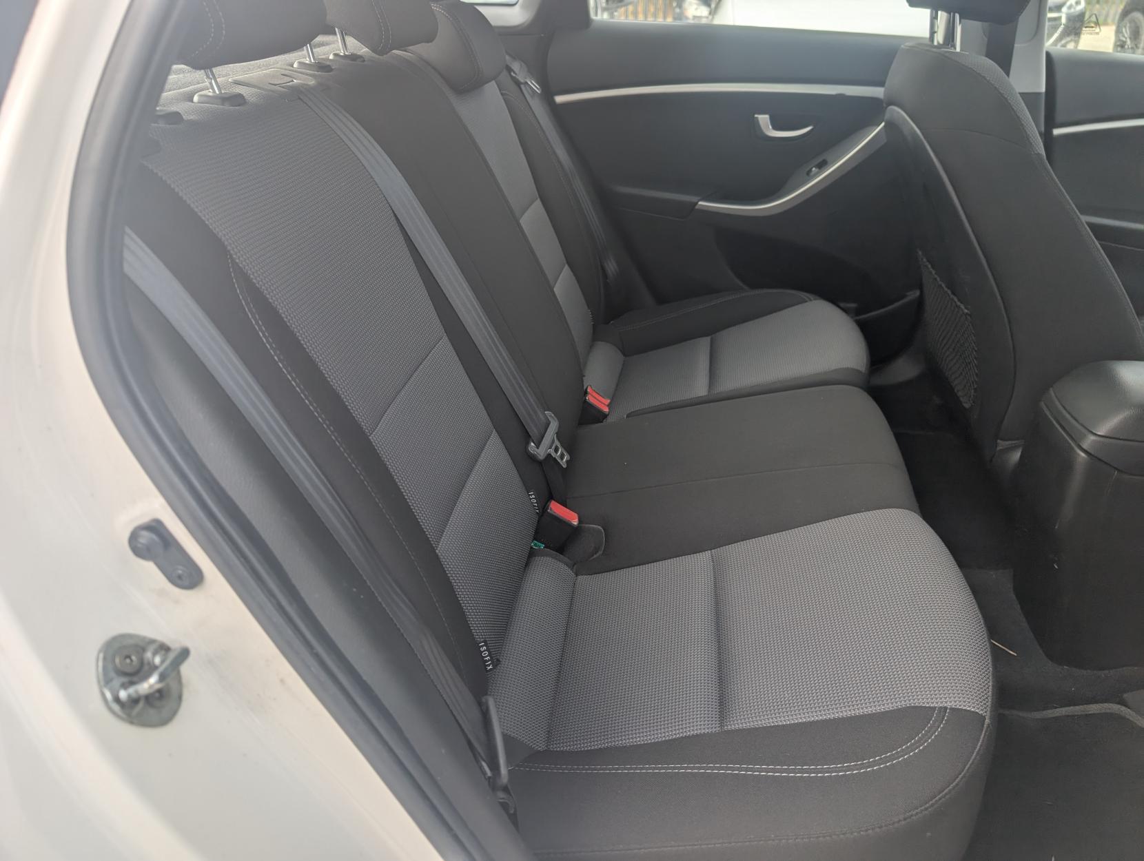 Hyundai i30 1.4 Style Hatchback 5dr Petrol Manual Euro 5 (100 ps)