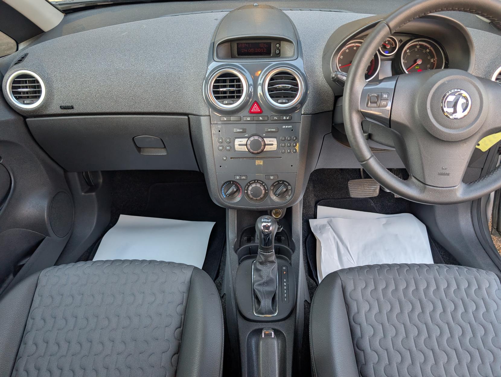 Vauxhall Corsa 1.4 16V SE Hatchback 5dr Petrol Auto Euro 5 (100 ps)