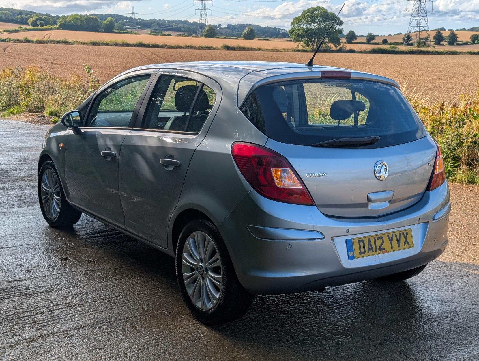 Vauxhall Corsa 1.4 16V SE Hatchback 5dr Petrol Auto Euro 5 (100 ps)