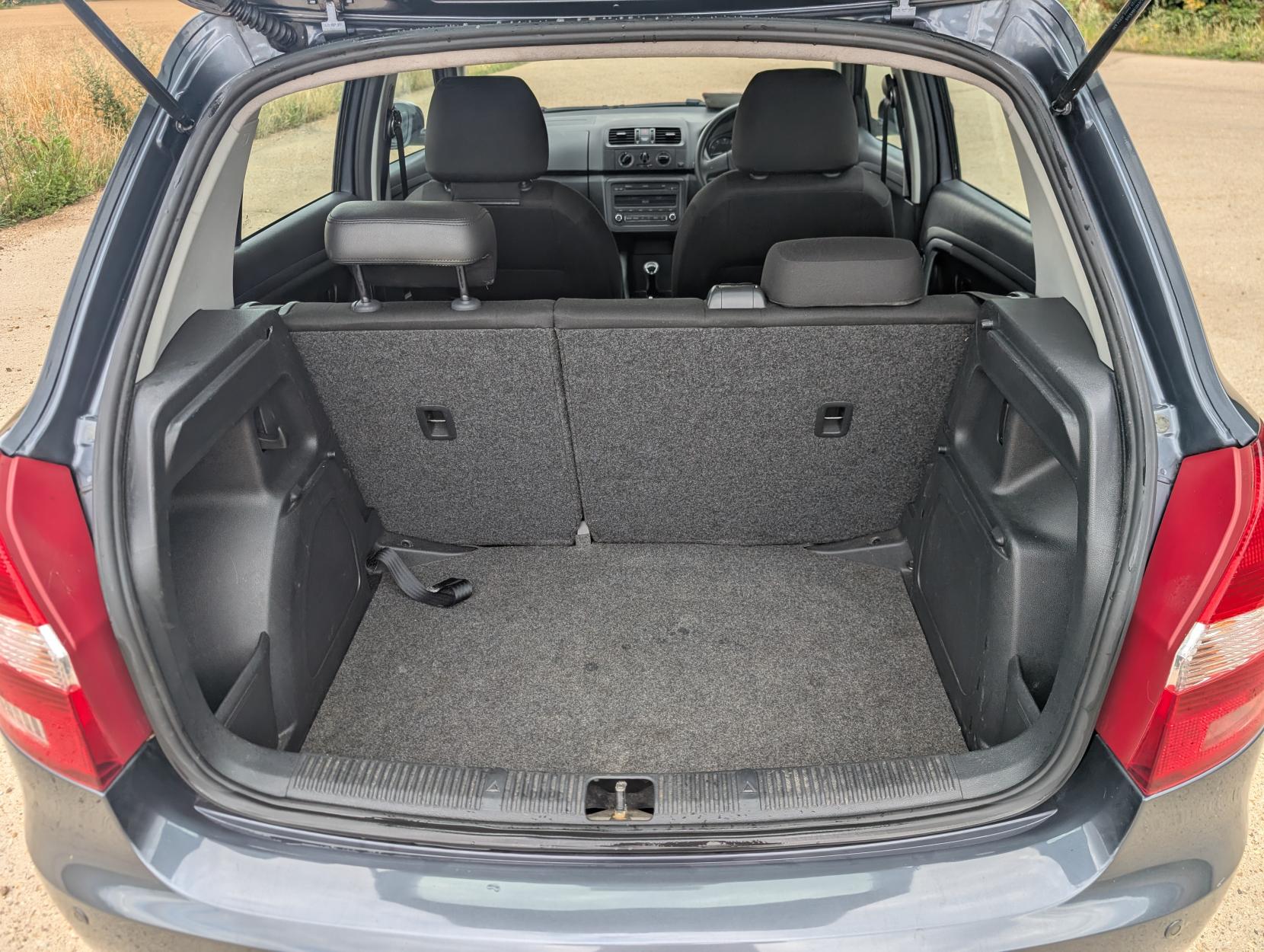 Skoda Fabia 1.2 SE Hatchback 5dr Petrol Manual Euro 5 (69 ps)