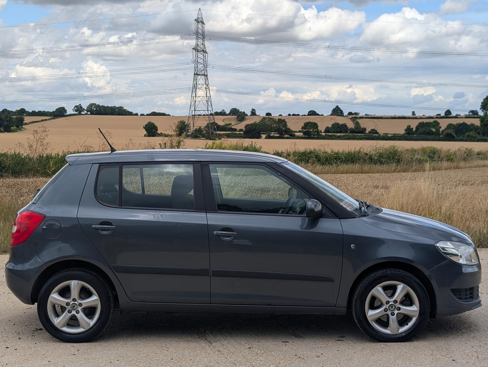 Skoda Fabia 1.2 SE Hatchback 5dr Petrol Manual Euro 5 (69 ps)
