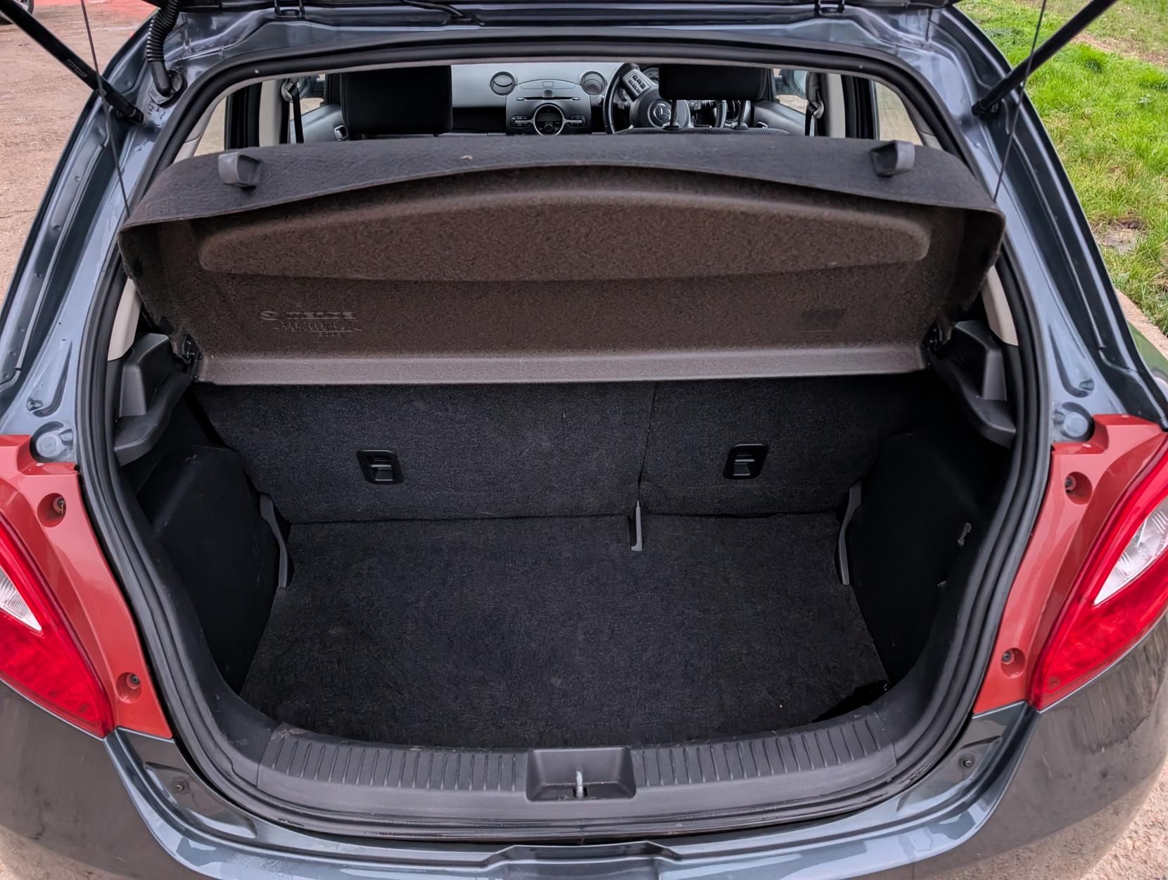 Mazda Mazda2 1.5 Sport Hatchback 5dr Petrol Manual Euro 4 (103 ps)