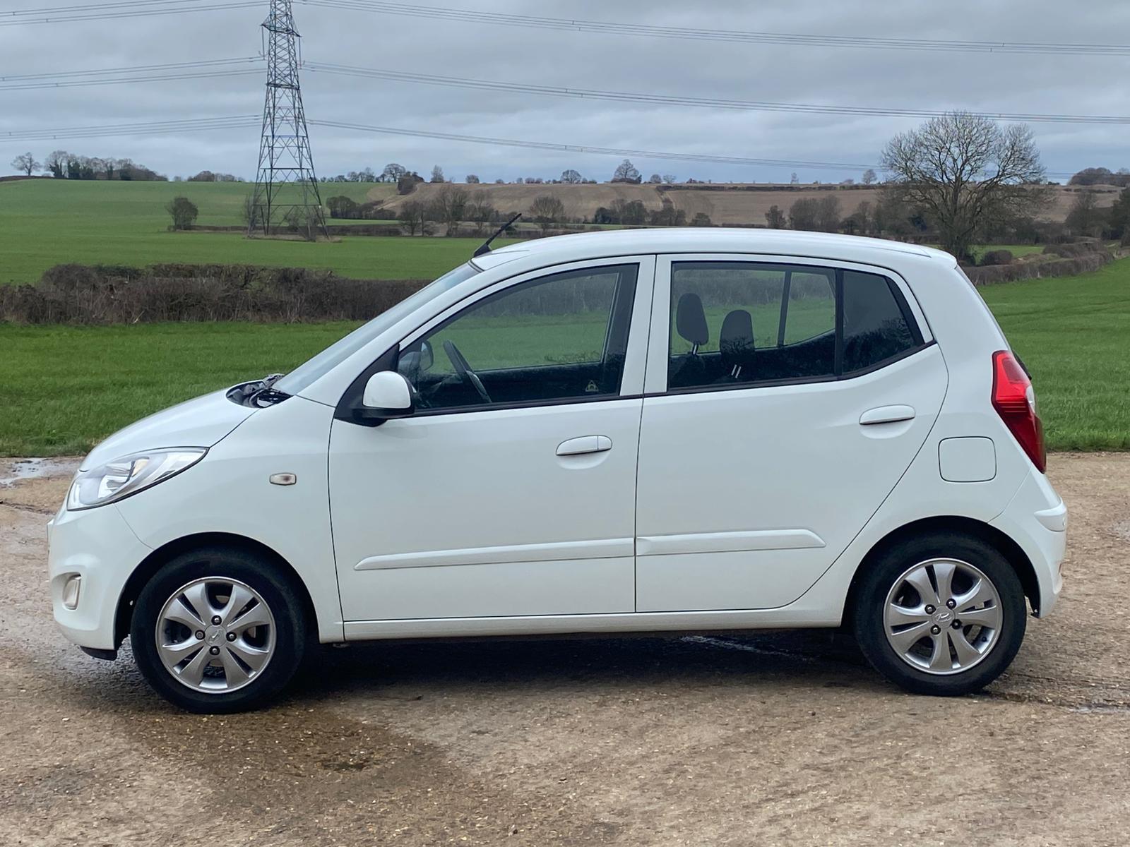 Hyundai i10 1.2 Active Hatchback 5dr Petrol Auto Euro 5 (85 bhp)