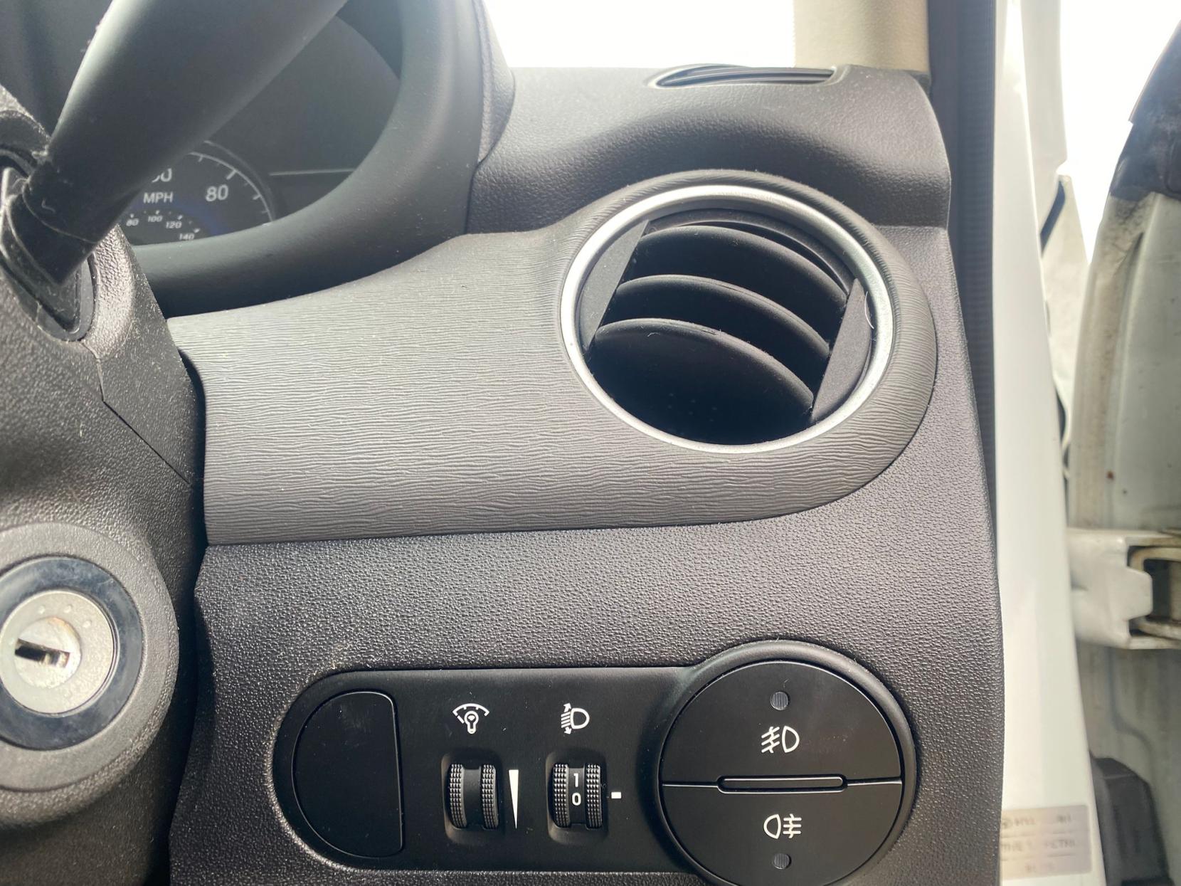 Hyundai i10 1.2 Active Hatchback 5dr Petrol Auto Euro 5 (85 bhp)