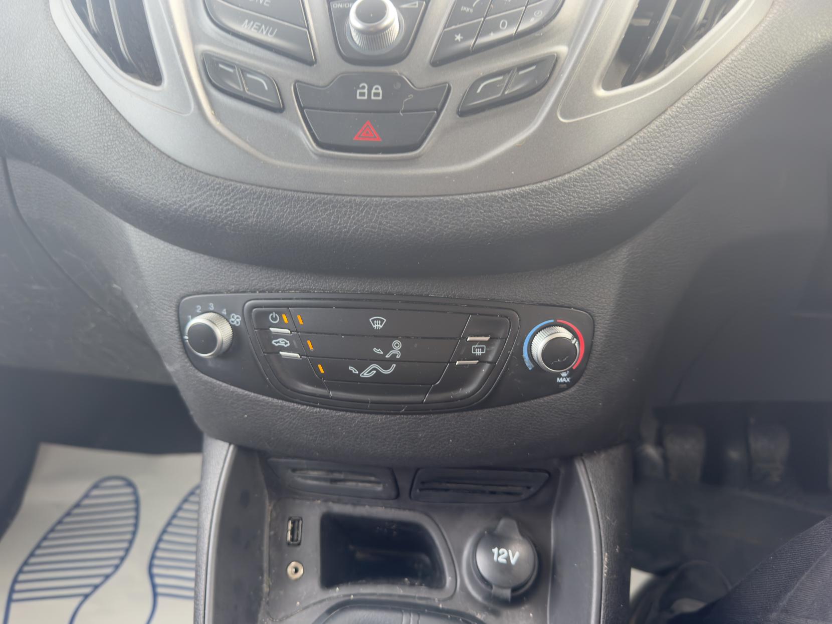 Ford Transit Courier 1.6 TDCi Trend Panel Van 5dr Diesel Manual L1 Euro 5 (95 ps)