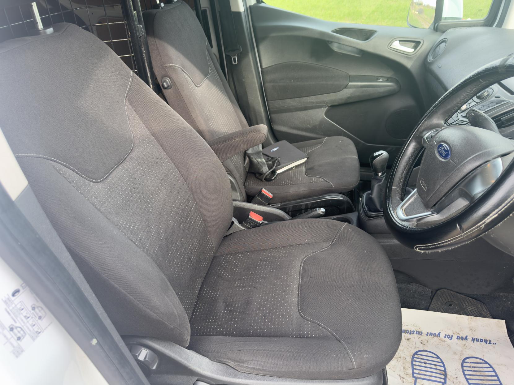 Ford Transit Courier 1.6 TDCi Trend Panel Van 5dr Diesel Manual L1 Euro 5 (95 ps)