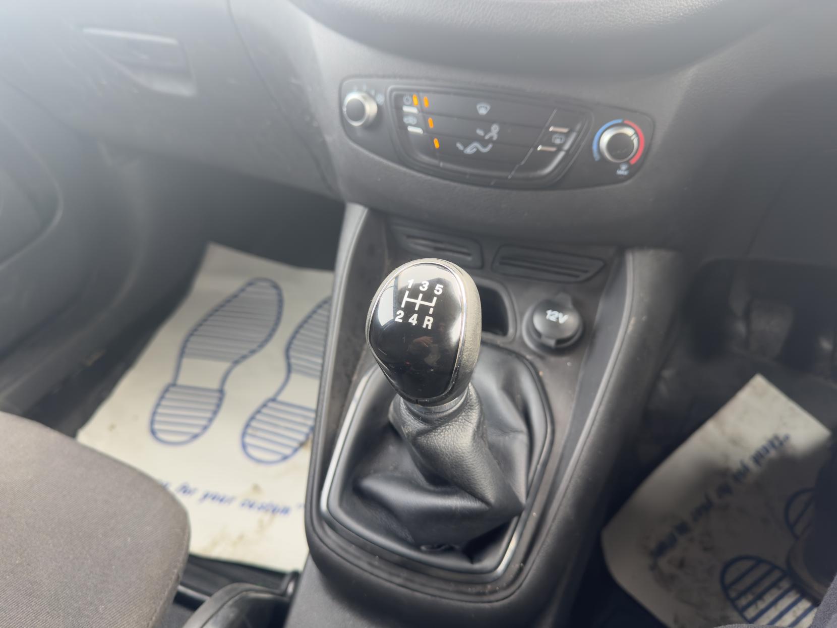 Ford Transit Courier 1.6 TDCi Trend Panel Van 5dr Diesel Manual L1 Euro 5 (95 ps)