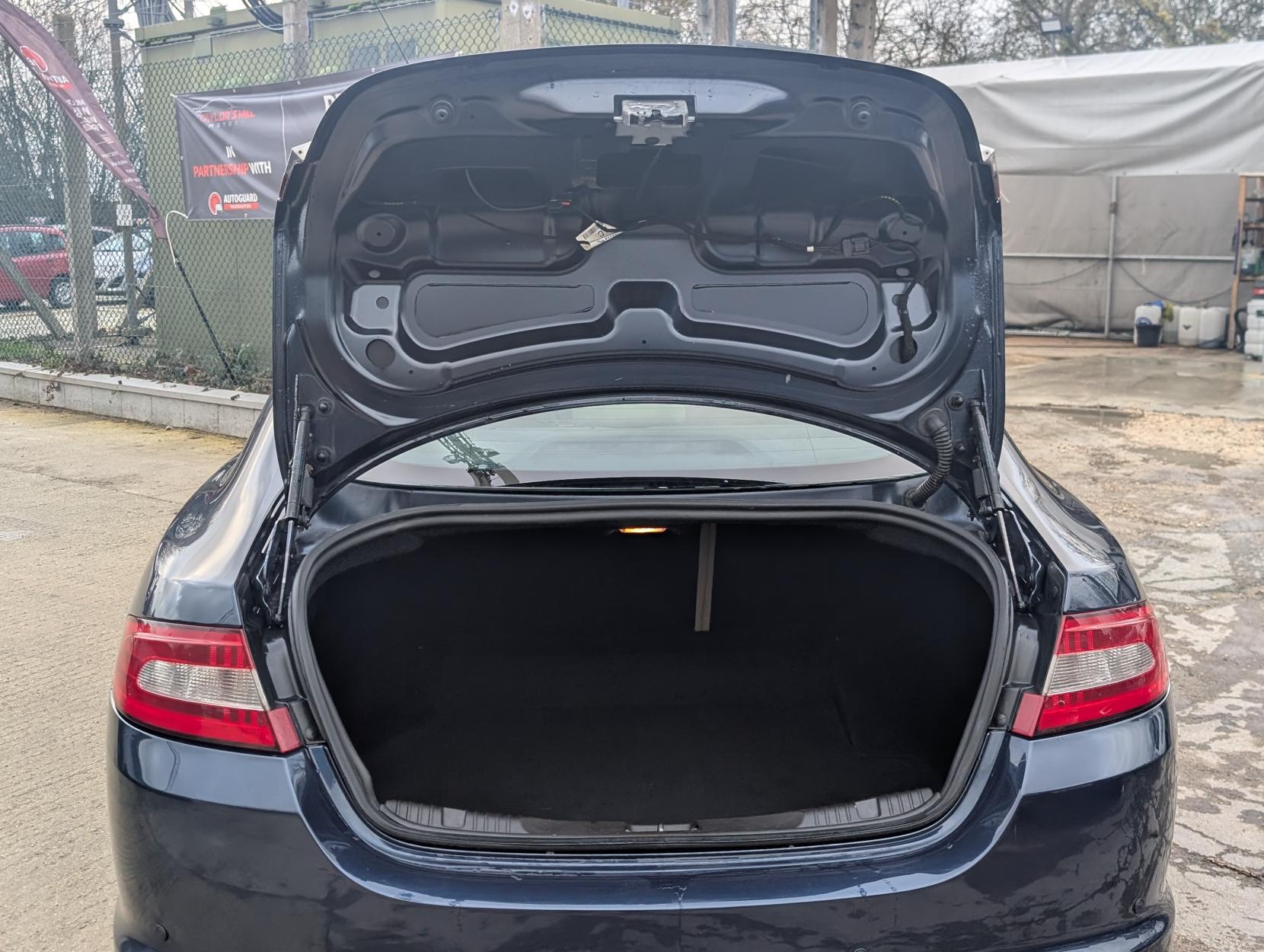 Jaguar XF 3.0 V6 Luxury Saloon 4dr Petrol Auto Euro 4 (238 ps)