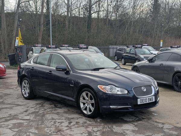 Jaguar XF 3.0 V6 Luxury Saloon 4dr Petrol Auto Euro 4 (238 ps)