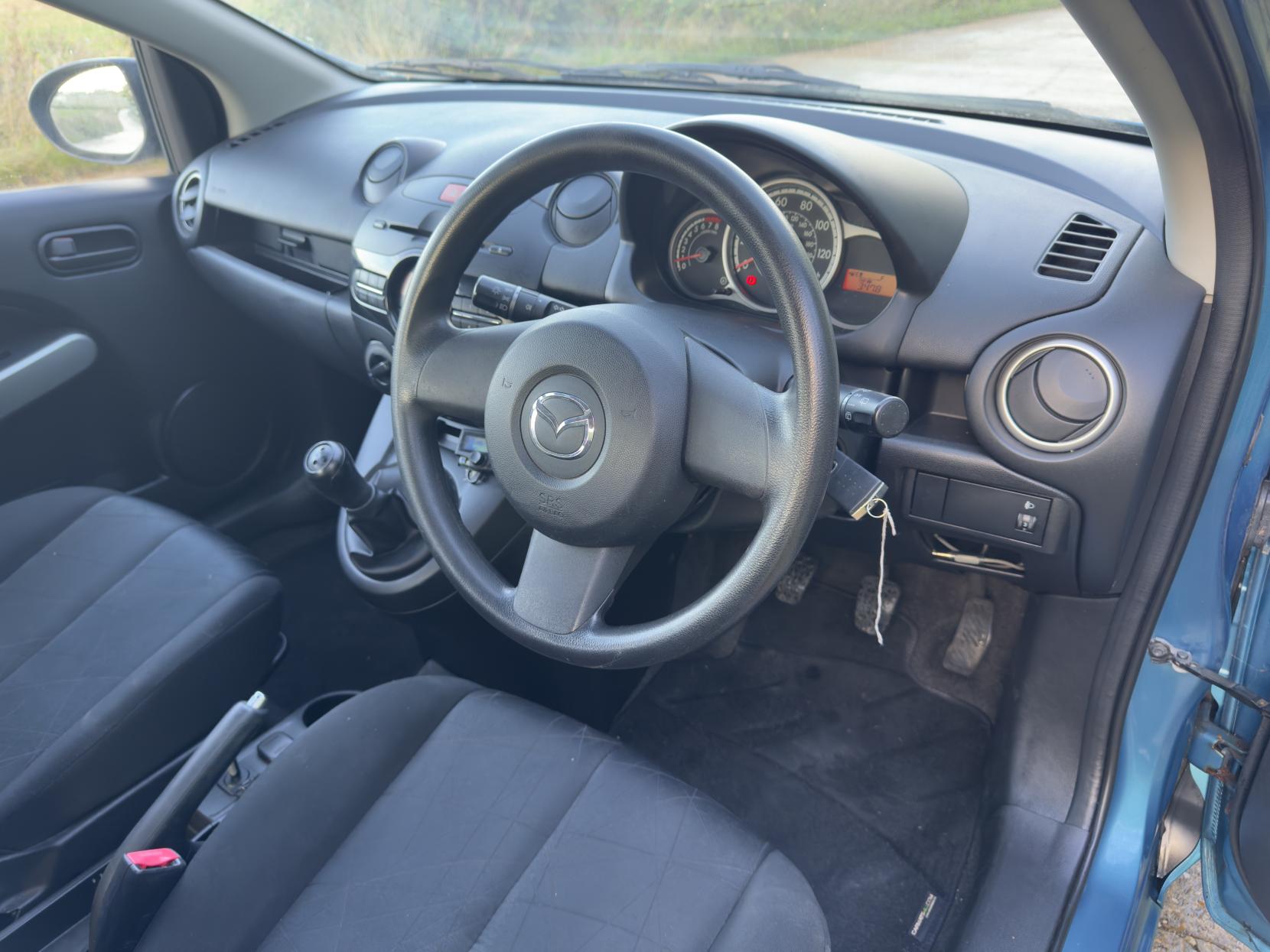 Mazda Mazda2 1.3 TS Hatchback 5dr Petrol Manual Euro 5 (a/c) (75 ps)