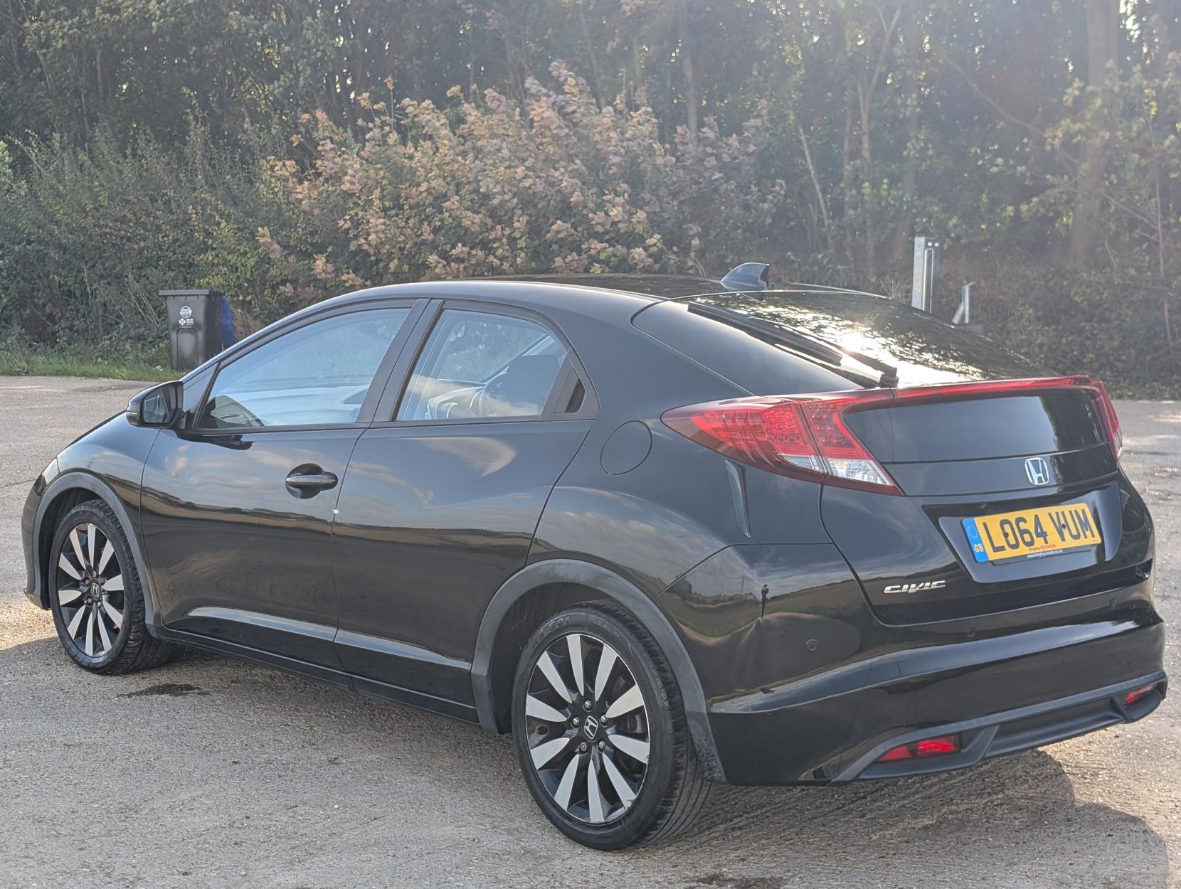 Honda Civic 1.8 i-VTEC SE Plus Hatchback 5dr Petrol Manual Euro 5 (s/s) (142 ps)