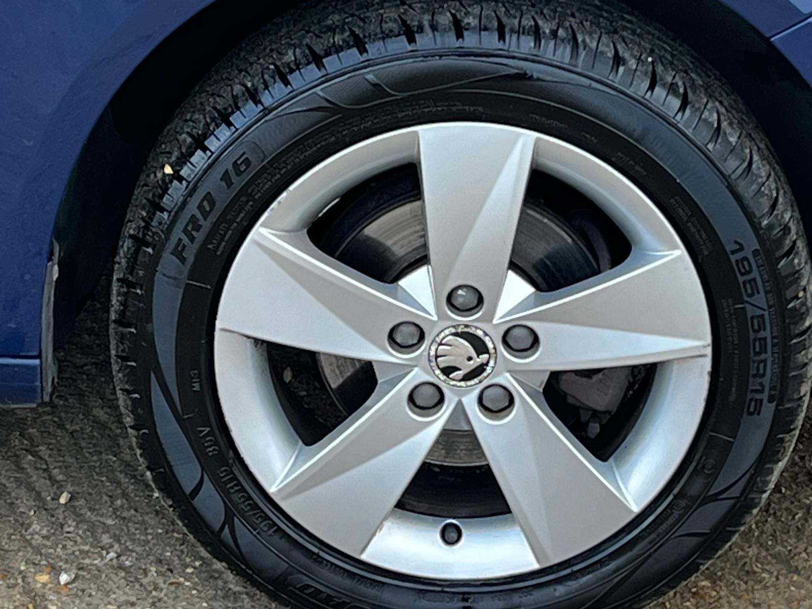 Skoda Fabia 1.2 TSI SE Hatchback 5dr Petrol Manual Euro 5 (86 ps)