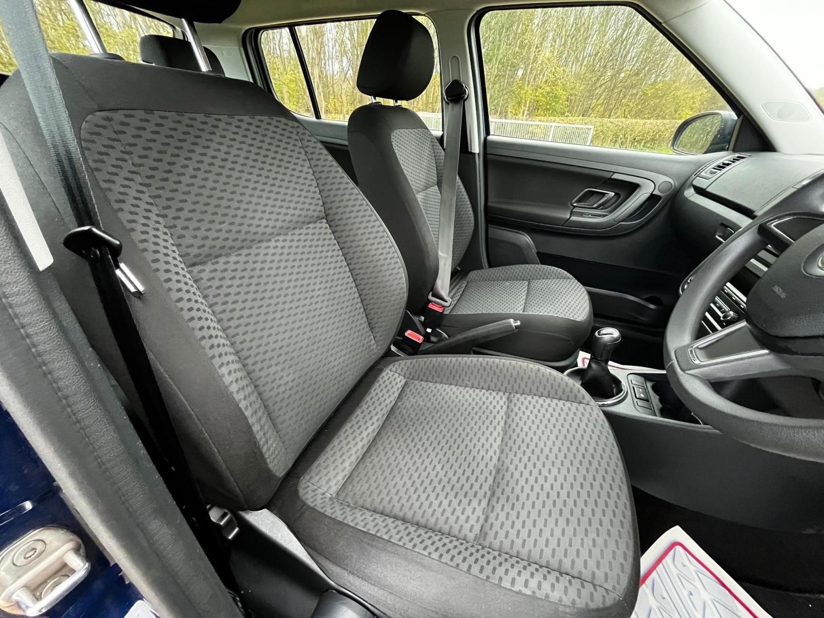 Skoda Fabia 1.2 TSI SE Hatchback 5dr Petrol Manual Euro 5 (86 ps)