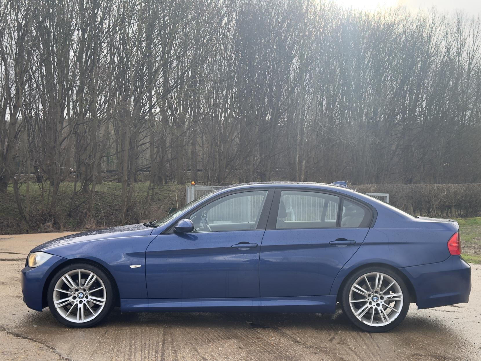 BMW 3 Series 2.0 318i M Sport Saloon 4dr Petrol Manual Euro 4 (129 ps)