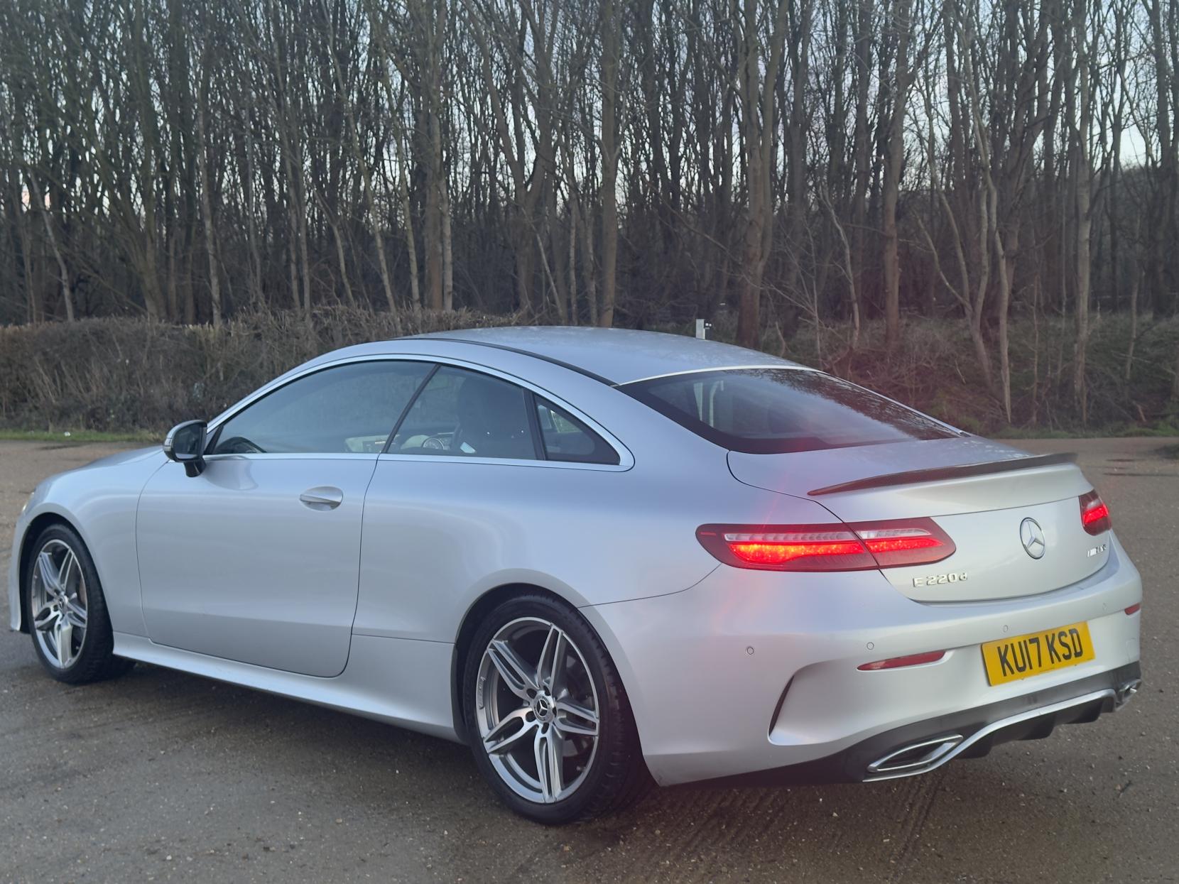 Mercedes-Benz E Class 2.0 E220d AMG Line Coupe 2dr Diesel G-Tronic+ Euro 6 (s/s) (194 ps)