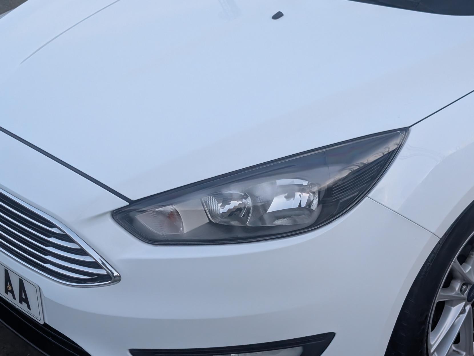 Ford Focus 1.0T EcoBoost Zetec Hatchback 5dr Petrol Manual Euro 6 (s/s) (100 ps)