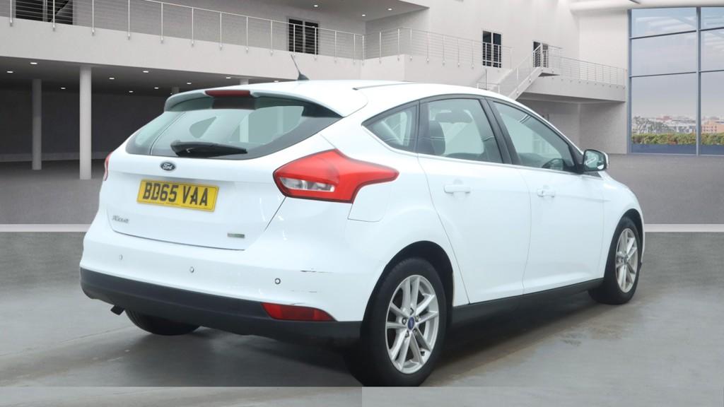 Ford Focus 1.0T EcoBoost Zetec Hatchback 5dr Petrol Manual Euro 6 (s/s) (100 ps)