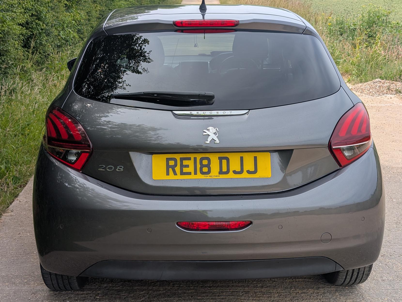 Peugeot 208 1.2 PureTech Allure Hatchback 5dr Petrol Manual Euro 6 (s/s) (82 ps)