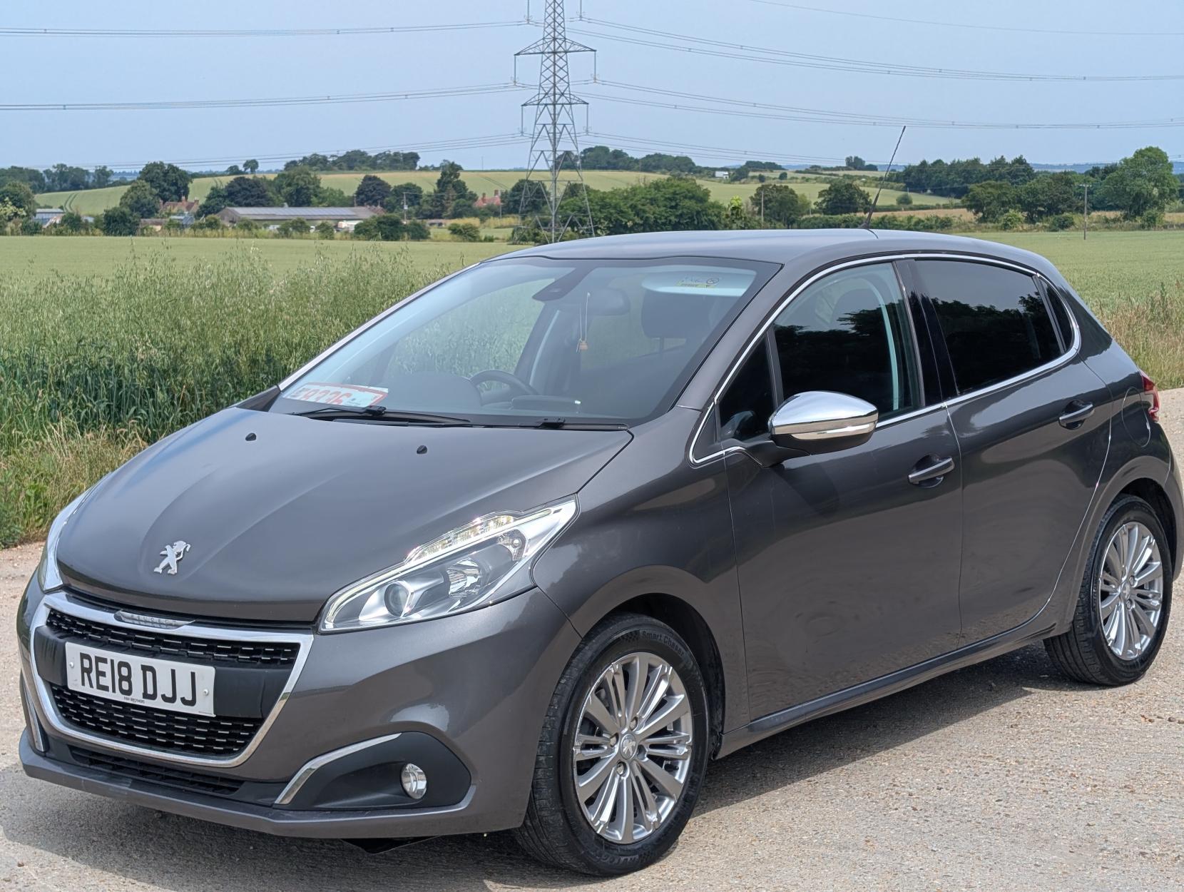 Peugeot 208 1.2 PureTech Allure Hatchback 5dr Petrol Manual Euro 6 (s/s) (82 ps)