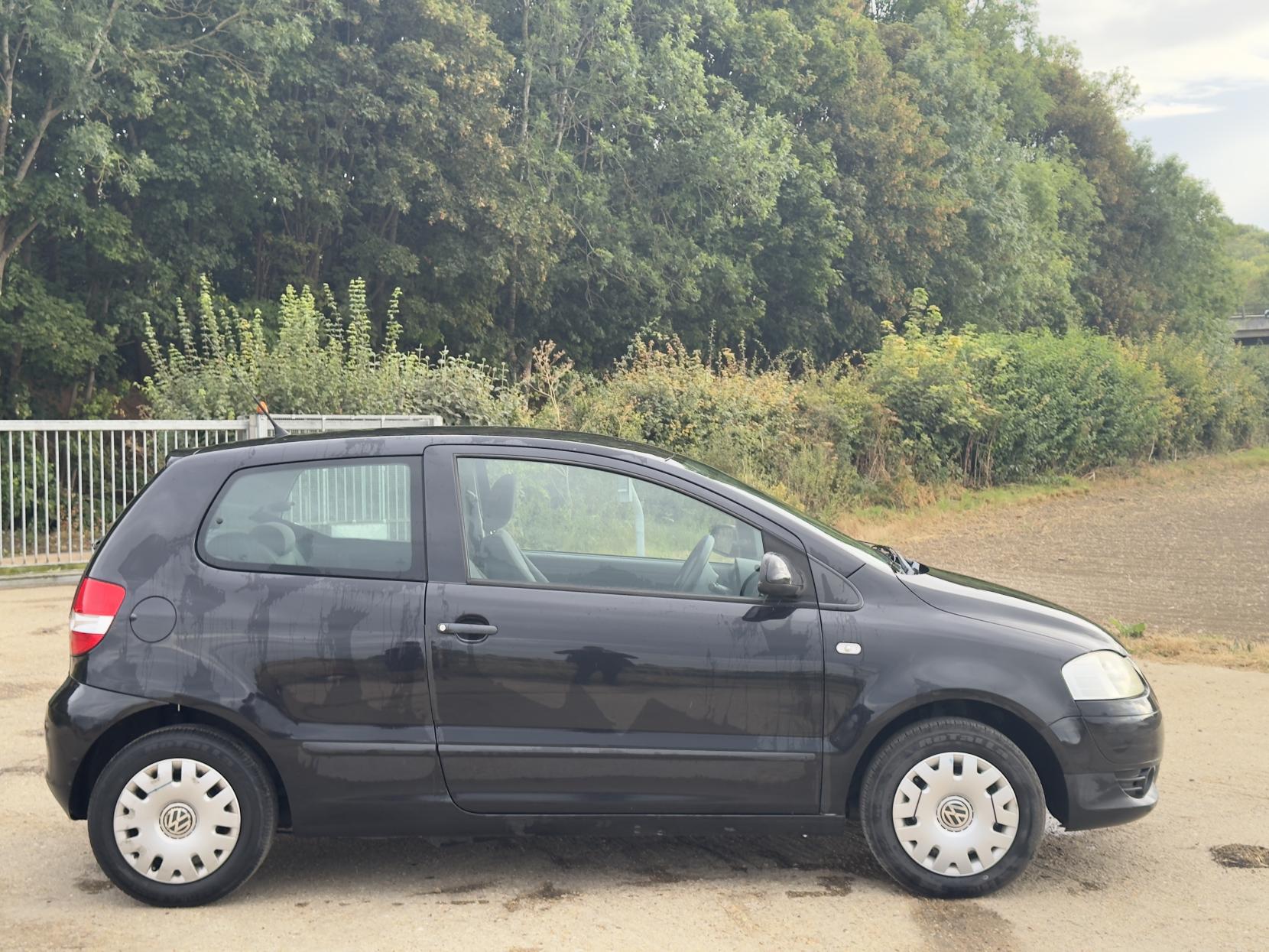 Volkswagen Fox 1.4 16V Urban Fox Hatchback 3dr Petrol Manual Euro 4 (75 ps)