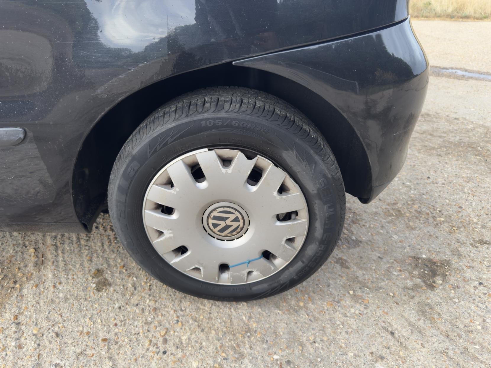 Volkswagen Fox 1.4 16V Urban Fox Hatchback 3dr Petrol Manual Euro 4 (75 ps)